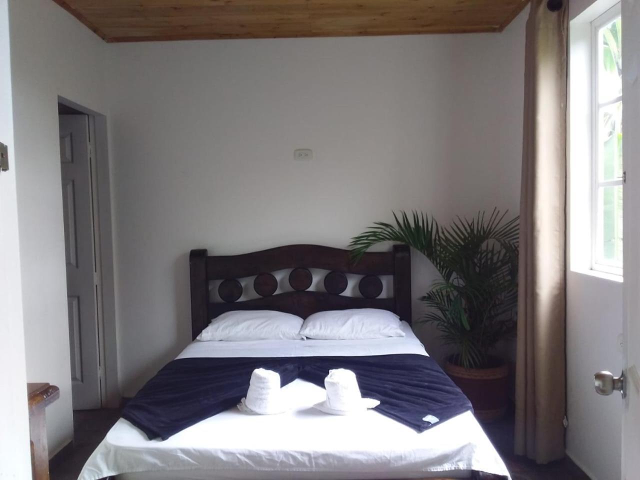 Hostal Hilltop Salento Buitenkant foto